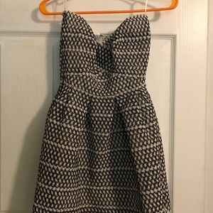 Cute strapless dress